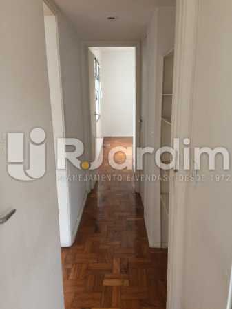Conheça Corredor do imóvel - Apartamento Para Alugar - Jardim Botânico - Rio de Janeiro - RJ - LAAP21503 - 5 Corredor - Apartamento Para Alugar - Jardim Botânico - Rio de Janeiro - RJ - LAAP21503 - 5