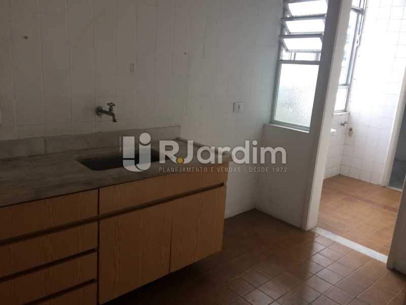 Conheça Cozinha do imóvel - Apartamento Para Alugar - Jardim Botânico - Rio de Janeiro - RJ - LAAP21503 - 19 Cozinha - Apartamento Para Alugar - Jardim Botânico - Rio de Janeiro - RJ - LAAP21503 - 19