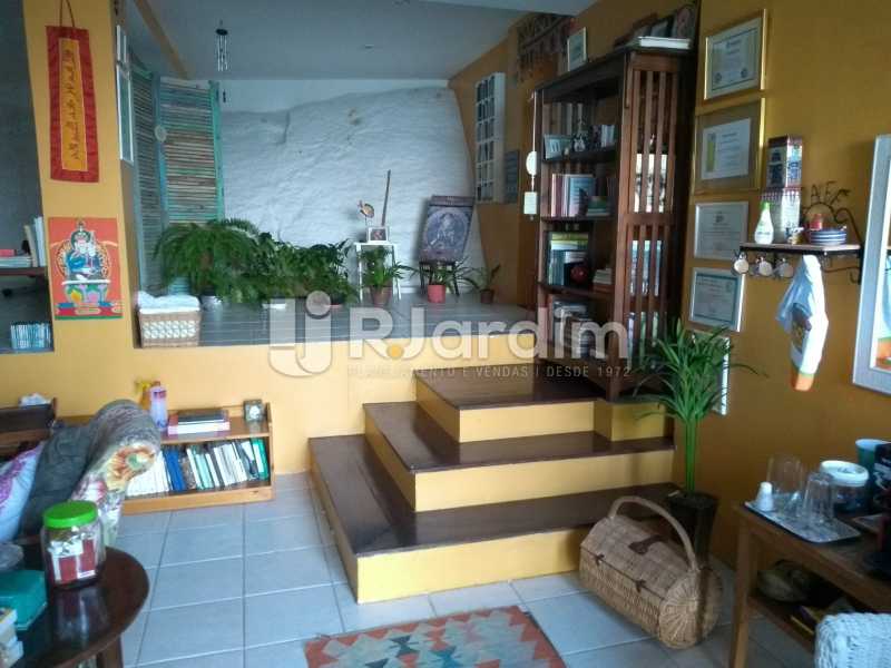 Conheça sala do imóvel - Casa em Condomínio Joá 5 Quartos - LACN50010 - 11 sala - Casa em Condomínio Joá 5 Quartos - LACN50010 - 11