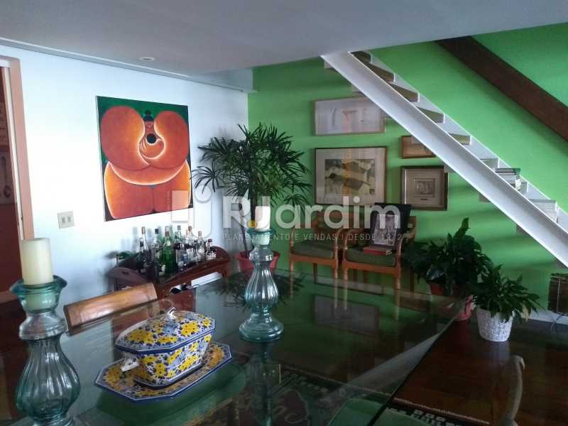 Conheça sala do imóvel - Casa em Condomínio Joá 5 Quartos - LACN50010 - 19 sala - Casa em Condomínio Joá 5 Quartos - LACN50010 - 19