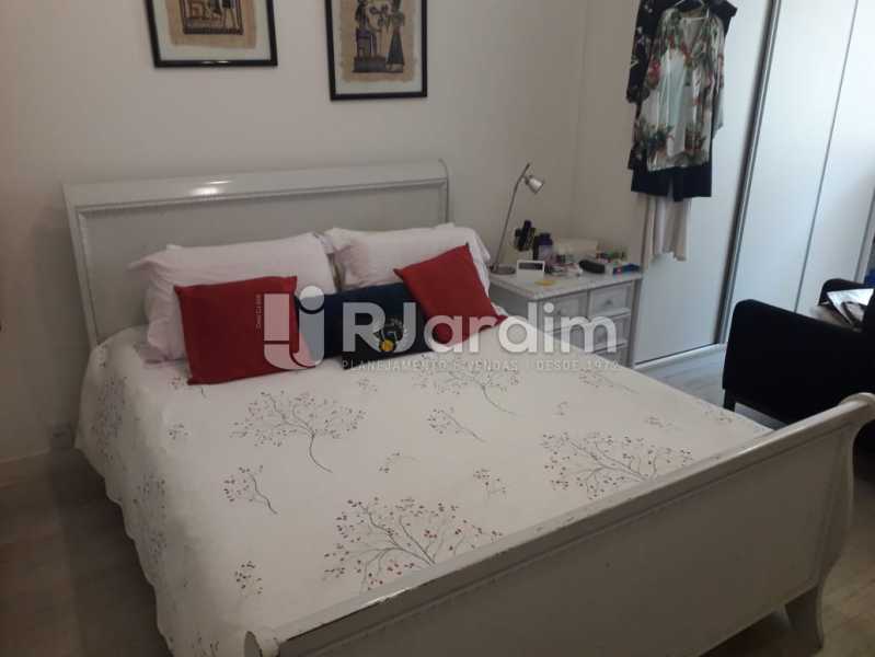 Conheça Suíte do imóvel - Apartamento Copacabana, Zona Sul,Rio de Janeiro, RJ À Venda, 3 Quartos, 145m² - LAAP32115 - 6 Suíte - Apartamento Copacabana, Zona Sul,Rio de Janeiro, RJ À Venda, 3 Quartos, 145m² - LAAP32115 - 6