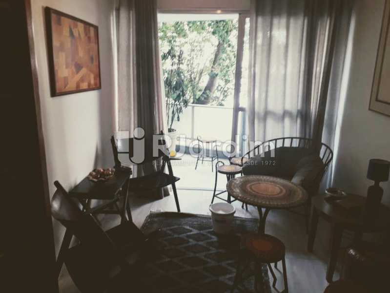 Conheça Sala de Estar do imóvel - Apartamento Copacabana, Zona Sul,Rio de Janeiro, RJ À Venda, 3 Quartos, 145m² - LAAP32115 - 3 Sala de Estar - Apartamento Copacabana, Zona Sul,Rio de Janeiro, RJ À Venda, 3 Quartos, 145m² - LAAP32115 - 3