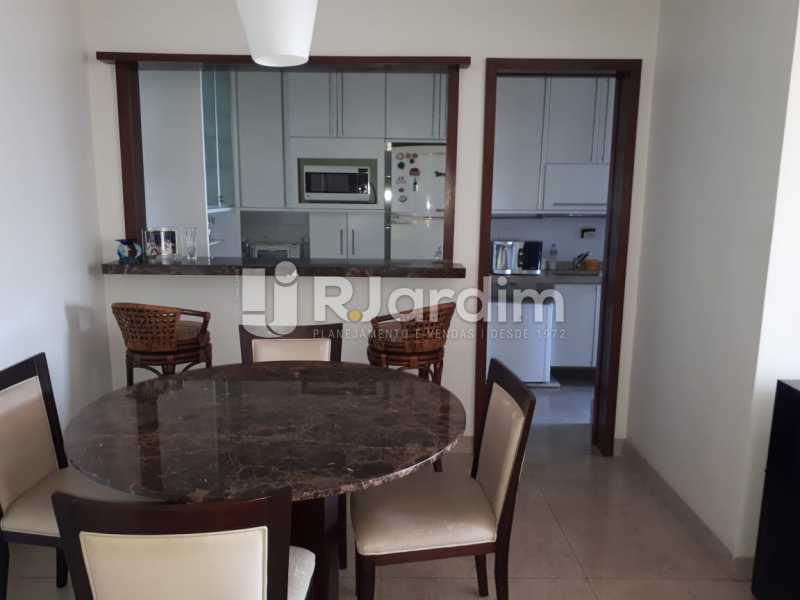 Conheça Sala jantar/cozinha do imóvel - Apartamento Copacabana 3 Quartos - LAFL30005 - 6 Sala jantar/cozinha - Apartamento Copacabana 3 Quartos - LAFL30005 - 6