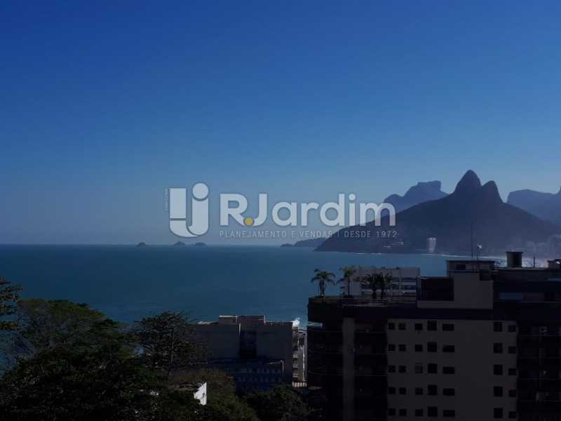 Conheça Vista do imóvel - Apartamento Copacabana 3 Quartos - LAFL30005 - 25 Vista - Apartamento Copacabana 3 Quartos - LAFL30005 - 25
