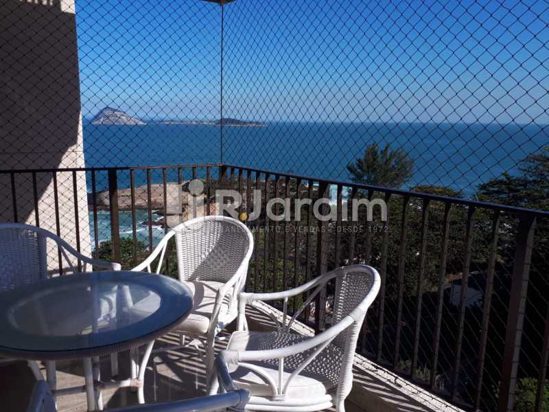Conheça Varanda do imóvel - Apartamento Copacabana 3 Quartos - LAFL30005 - 24 Varanda - Apartamento Copacabana 3 Quartos - LAFL30005 - 24