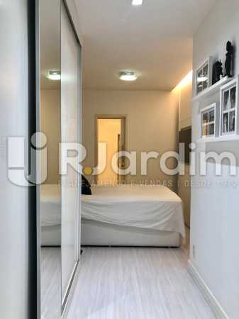 Conheça suíte do imóvel - Apartamento Ipanema 2 Quartos Garagem Compra Venda Avaliação Imóveis - BGAP20002 - 9 suíte - Apartamento Ipanema 2 Quartos Garagem Compra Venda Avaliação Imóveis - BGAP20002 - 9