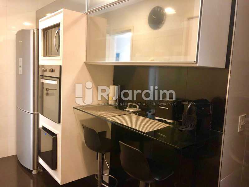 Conheça cozinha 4. do imóvel - Apartamento Ipanema 2 Quartos Garagem Compra Venda Avaliação Imóveis - BGAP20002 - 18 cozinha 4. - Apartamento Ipanema 2 Quartos Garagem Compra Venda Avaliação Imóveis - BGAP20002 - 18