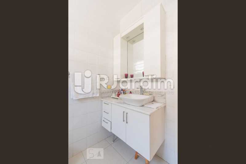 Conheça banheiro do imóvel - Apartamento Botafogo 3 Quartos Compra e Venda Avaliação Imóveis - BGAP30002 - 19 banheiro - Apartamento Botafogo 3 Quartos Compra e Venda Avaliação Imóveis - BGAP30002 - 19