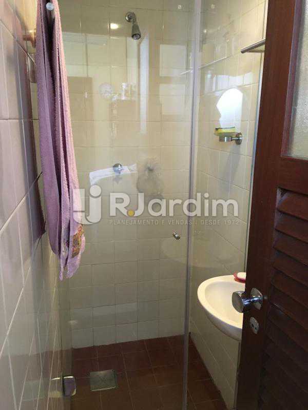 Conheça Banheiro serviço do imóvel - Apartamento Leblon 4 Quartos Compra Venda Avaliação Imóveis - LAAP40787 - 31 Banheiro serviço - Apartamento Leblon 4 Quartos Compra Venda Avaliação Imóveis - LAAP40787 - 31
