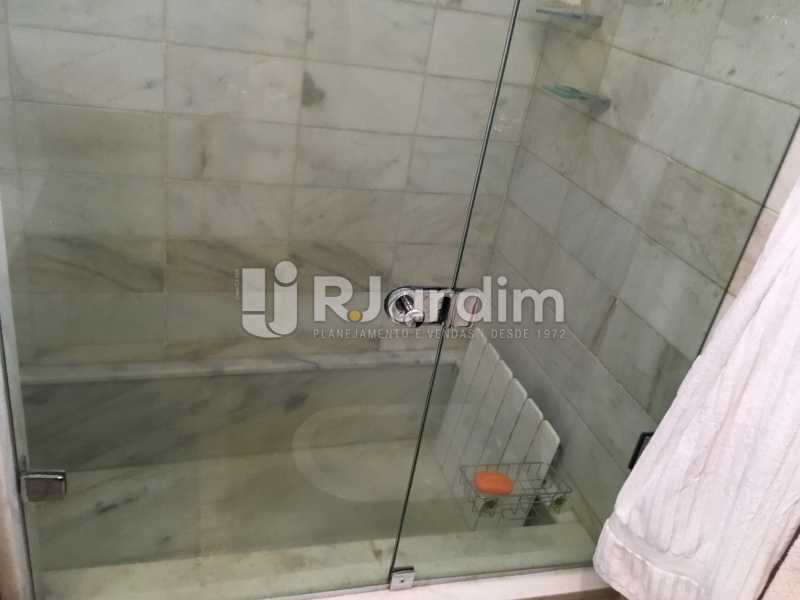 Conheça Banheiro suíte do imóvel - Apartamento Leblon 4 Quartos Compra Venda Avaliação Imóveis - LAAP40787 - 20 Banheiro suíte - Apartamento Leblon 4 Quartos Compra Venda Avaliação Imóveis - LAAP40787 - 20