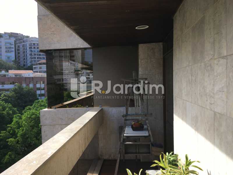 Conheça Varanda quarto do imóvel - Apartamento Leblon 4 Quartos Compra Venda Avaliação Imóveis - LAAP40787 - 27 Varanda quarto - Apartamento Leblon 4 Quartos Compra Venda Avaliação Imóveis - LAAP40787 - 27
