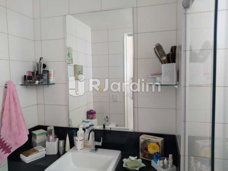 Conheça banheiro da suíte do imóvel - Apartamento Botafogo 3 Quartos Compra Venda Avaliação Imóveis - BGAP30003 - 13 banheiro da suíte - Apartamento Botafogo 3 Quartos Compra Venda Avaliação Imóveis - BGAP30003 - 13