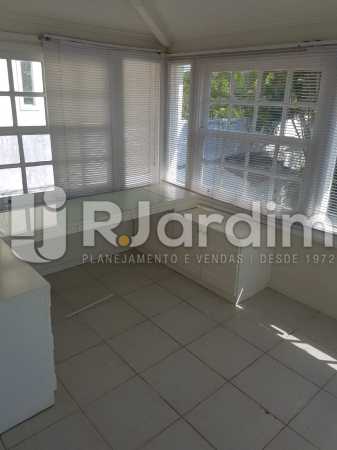 Conheça casa do imóvel - Casa em Condomínio Barra da Tijuca 5 Quartos Garagem Aluguel Administração Imóveis - LACN50011 - 18 casa - Casa em Condomínio Barra da Tijuca 5 Quartos Garagem Aluguel Administração Imóveis - LACN50011 - 18