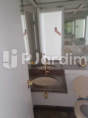 Conheça Casa do imóvel - Casa em Condomínio Barra da Tijuca 5 Quartos Garagem Aluguel Administração Imóveis - LACN50011 - 21 Casa - Casa em Condomínio Barra da Tijuca 5 Quartos Garagem Aluguel Administração Imóveis - LACN50011 - 21
