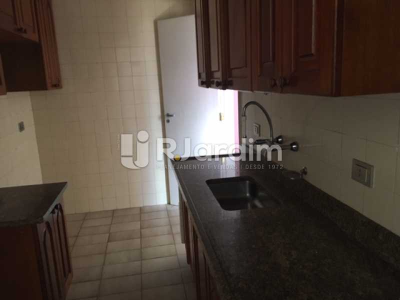 Conheça Cozinha do imóvel - Apartamento Jardim Botânico 1 Quarto Aluguel Administração Imóveis - LAAP10375 - 9 Cozinha - Apartamento Jardim Botânico 1 Quarto Aluguel Administração Imóveis - LAAP10375 - 9