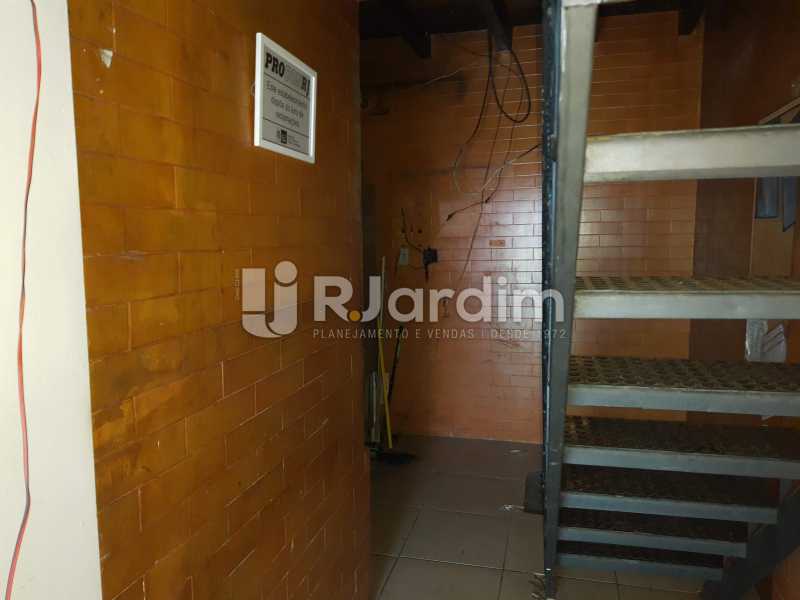 Conheça Depósito 1º Piso do imóvel - Ipanema! Excelente localização perto da Lagoa Rodrigo de Freitas e no melhor quadrilátero da rua, perto de restaurantes, comércios. - LACC00042 - 19 Depósito 1º Piso - Ipanema! Excelente localização perto da Lagoa Rodrigo de Freitas e no melhor quadrilátero da rua, perto de restaurantes, comércios. - LACC00042 - 19