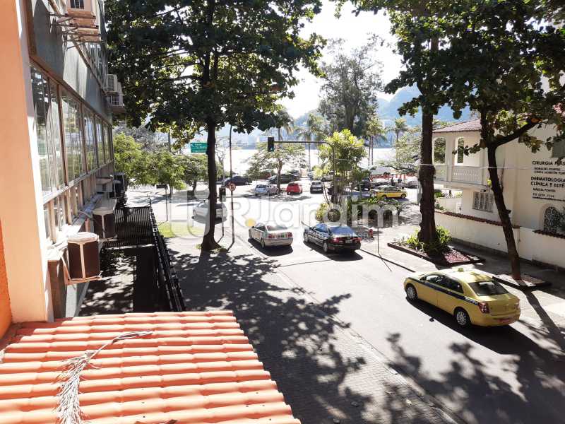 Conheça Vista do imóvel - Ipanema! Excelente localização perto da Lagoa Rodrigo de Freitas e no melhor quadrilátero da rua, perto de restaurantes, comércios. - LACC00042 - 15 Vista - Ipanema! Excelente localização perto da Lagoa Rodrigo de Freitas e no melhor quadrilátero da rua, perto de restaurantes, comércios. - LACC00042 - 15