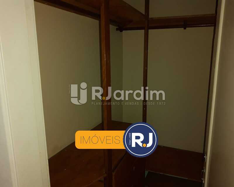 Conheça Closet do imóvel - Apartamento Copacabana 2 Quartos Compra Venda Avaliação Imóveis - LAAP21533 - 11 Closet - Apartamento Copacabana 2 Quartos Compra Venda Avaliação Imóveis - LAAP21533 - 11