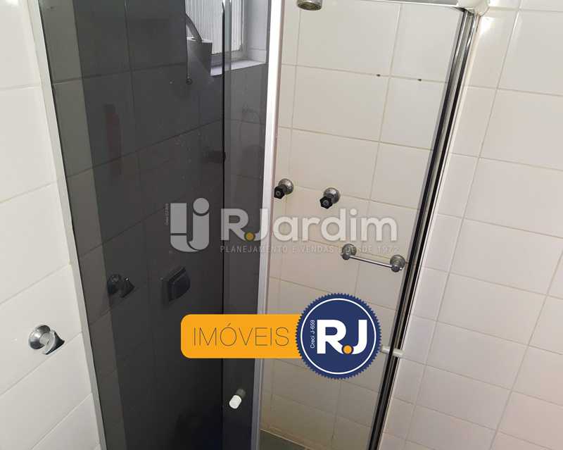 Conheça Banheiro Social do imóvel - Apartamento Copacabana 2 Quartos Compra Venda Avaliação Imóveis - LAAP21533 - 17 Banheiro Social - Apartamento Copacabana 2 Quartos Compra Venda Avaliação Imóveis - LAAP21533 - 17