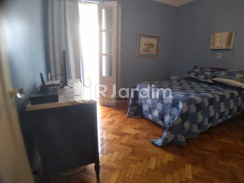 Conheça Quarto do imóvel - Cobertura Rua das Laranjeiras,Laranjeiras, Zona Sul,Rio de Janeiro, RJ À Venda, 3 Quartos, 230m² - LACO30288 - 18 Quarto - Cobertura Rua das Laranjeiras,Laranjeiras, Zona Sul,Rio de Janeiro, RJ À Venda, 3 Quartos, 230m² - LACO30288 - 18