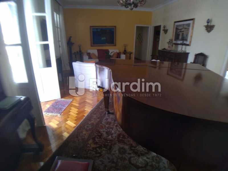 Conheça Salão do imóvel - Cobertura Rua das Laranjeiras,Laranjeiras, Zona Sul,Rio de Janeiro, RJ À Venda, 3 Quartos, 230m² - LACO30288 - 4 Salão - Cobertura Rua das Laranjeiras,Laranjeiras, Zona Sul,Rio de Janeiro, RJ À Venda, 3 Quartos, 230m² - LACO30288 - 4