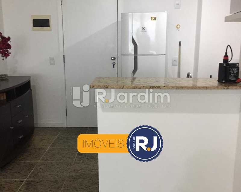 Conheça Cozinha do imóvel - Compra Venda Apartamento Residencial Barra da Tijuca - LAAP10382 - 15 Cozinha - Compra Venda Apartamento Residencial Barra da Tijuca - LAAP10382 - 15
