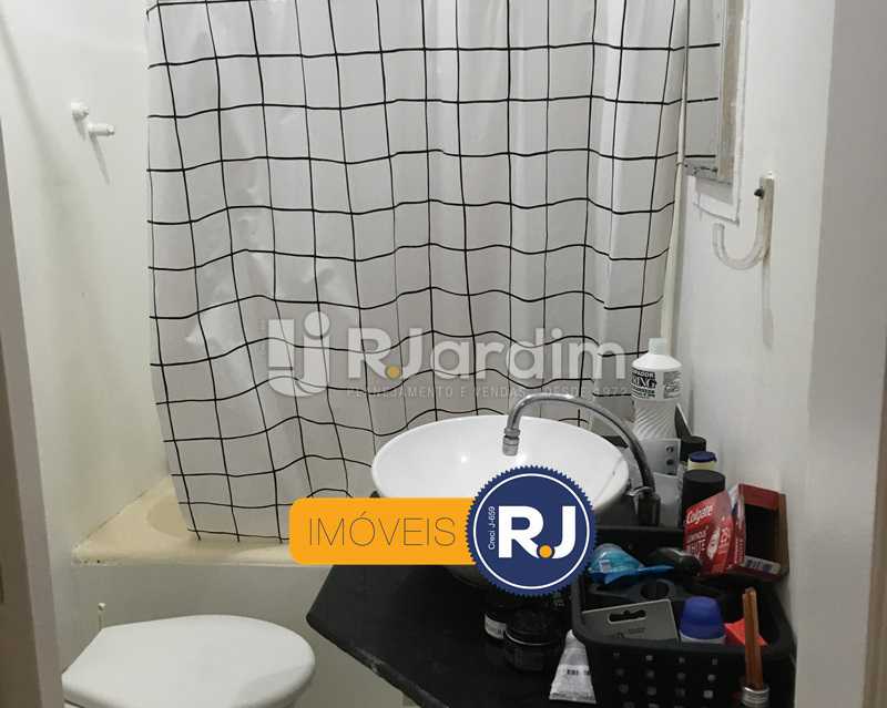 Conheça Banheiro Social do imóvel - Apartamento À Venda - Leblon - Rio de Janeiro - RJ - LAAP10383 - 15 Banheiro Social - Apartamento À Venda - Leblon - Rio de Janeiro - RJ - LAAP10383 - 15