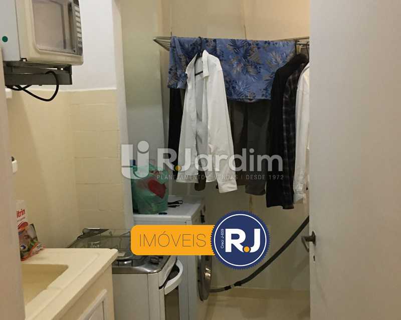 Conheça Cozinha e área de serviços do imóvel - Apartamento À Venda - Leblon - Rio de Janeiro - RJ - LAAP10383 - 17 Cozinha e área de serviços - Apartamento À Venda - Leblon - Rio de Janeiro - RJ - LAAP10383 - 17