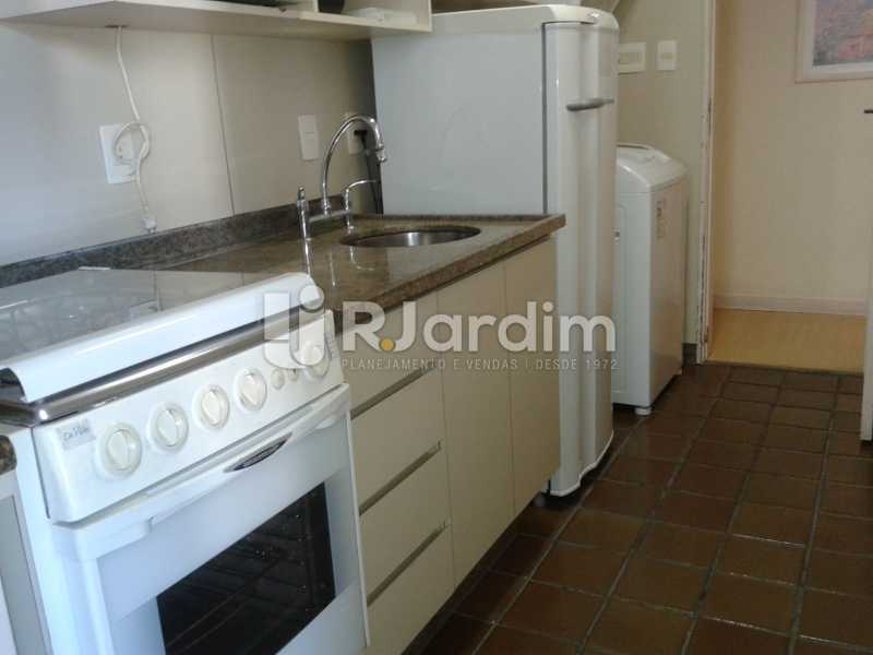 Conheça Cozinha do imóvel - Flat Para Alugar - Ipanema - Rio de Janeiro - RJ - LAFL20094 - 15 Cozinha - Flat Para Alugar - Ipanema - Rio de Janeiro - RJ - LAFL20094 - 15