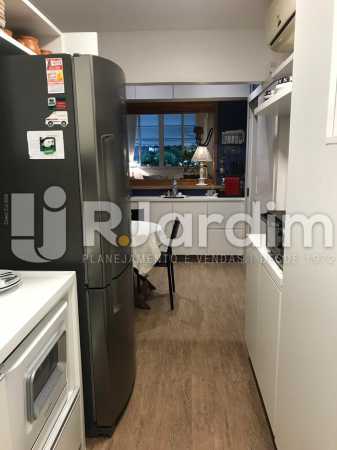 Conheça Cozinha do imóvel - Apartamento À Venda - Leblon - Rio de Janeiro - RJ - LAAP32176 - 17 Cozinha - Apartamento À Venda - Leblon - Rio de Janeiro - RJ - LAAP32176 - 17