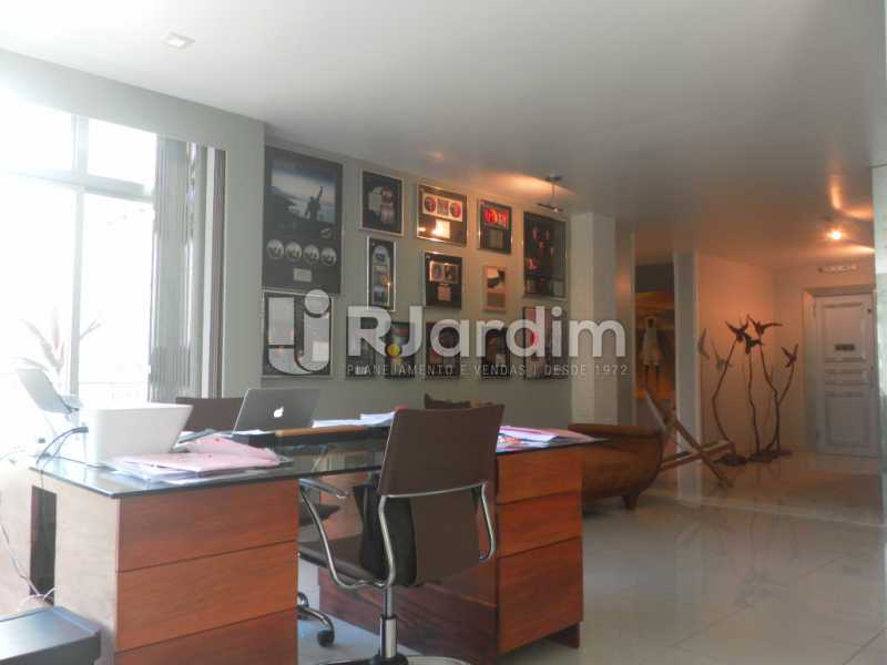 Conheça Escritório do imóvel - Casa Rua Cosme Velho,Cosme Velho, Zona Sul,Rio de Janeiro, RJ À Venda, 4 Quartos, 780m² - LACA40047 - 15 Escritório - Casa Rua Cosme Velho,Cosme Velho, Zona Sul,Rio de Janeiro, RJ À Venda, 4 Quartos, 780m² - LACA40047 - 15
