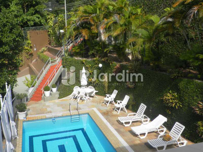 Conheça Piscina do imóvel - Casa Rua Cosme Velho,Cosme Velho, Zona Sul,Rio de Janeiro, RJ À Venda, 4 Quartos, 780m² - LACA40047 - 27 Piscina - Casa Rua Cosme Velho,Cosme Velho, Zona Sul,Rio de Janeiro, RJ À Venda, 4 Quartos, 780m² - LACA40047 - 27