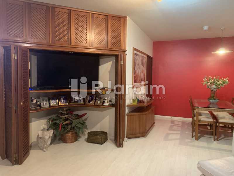 Conheça Sala de estar do imóvel - Apartamento à venda Rua General Rabelo,Gávea, Zona Sul,Rio de Janeiro - R$ 2.400.000 - LAAP21564 - 7 Sala de estar - Apartamento à venda Rua General Rabelo,Gávea, Zona Sul,Rio de Janeiro - R$ 2.400.000 - LAAP21564 - 7