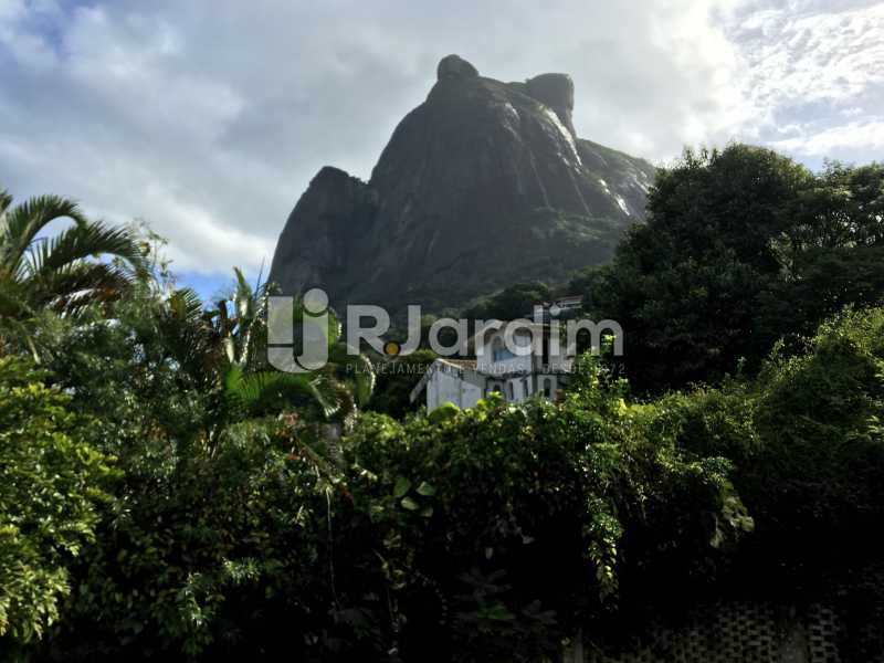 Conheça Vista Pedra da Gávea do imóvel - Casa em Condomínio À Venda Rua Professor Mikan,São Conrado, Zona Sul,Rio de Janeiro - R$ 1.550.000 - LACN30007 - 1 Vista Pedra da Gávea - Casa em Condomínio À Venda Rua Professor Mikan,São Conrado, Zona Sul,Rio de Janeiro - R$ 1.550.000 - LACN30007 - 1
