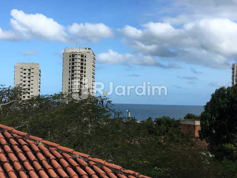 Conheça Vista mar do imóvel - Casa em Condomínio À Venda Rua Professor Mikan,São Conrado, Zona Sul,Rio de Janeiro - R$ 1.550.000 - LACN30007 - 6 Vista mar - Casa em Condomínio À Venda Rua Professor Mikan,São Conrado, Zona Sul,Rio de Janeiro - R$ 1.550.000 - LACN30007 - 6