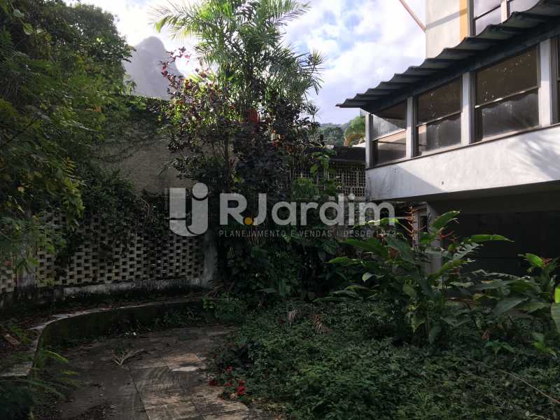 Conheça Jardim do imóvel - Casa em Condomínio À Venda Rua Professor Mikan,São Conrado, Zona Sul,Rio de Janeiro - R$ 1.550.000 - LACN30007 - 31 Jardim - Casa em Condomínio À Venda Rua Professor Mikan,São Conrado, Zona Sul,Rio de Janeiro - R$ 1.550.000 - LACN30007 - 31