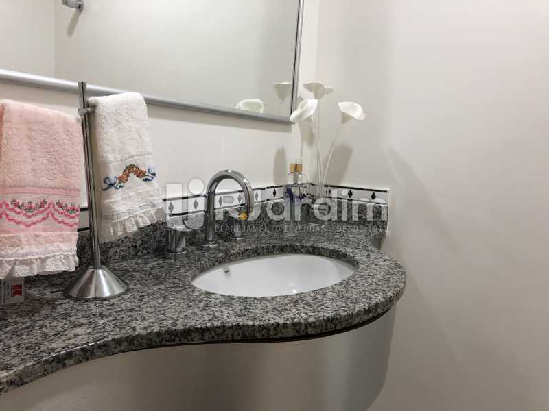 Conheça Lavabo do imóvel - Apartamento À Venda - Botafogo - Rio de Janeiro - RJ - LAAP32187 - 15 Lavabo - Apartamento À Venda - Botafogo - Rio de Janeiro - RJ - LAAP32187 - 15