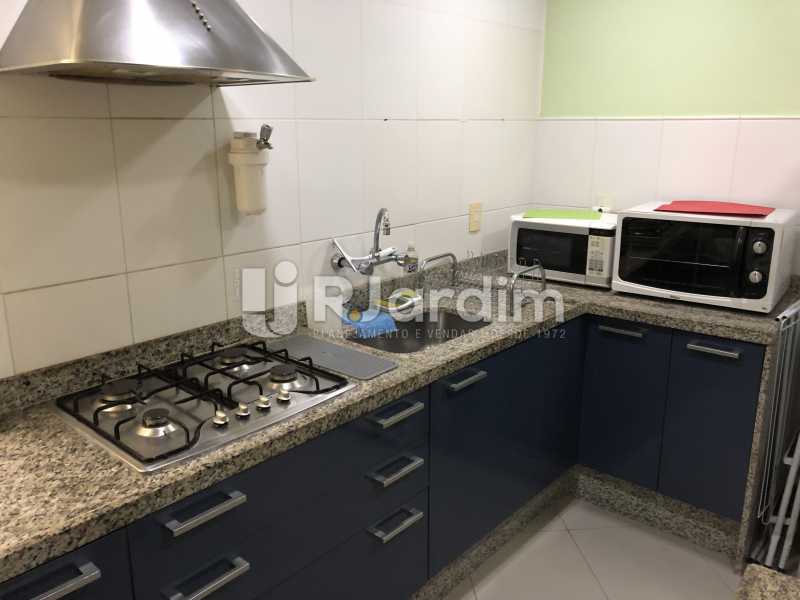 Conheça Cozinha do imóvel - Apartamento À Venda - Gávea - Rio de Janeiro - RJ - LAAP21571 - 25 Cozinha - Apartamento À Venda - Gávea - Rio de Janeiro - RJ - LAAP21571 - 25