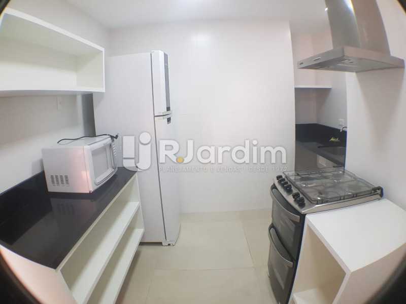Conheça Cozinha do imóvel - Apartamento à venda Avenida Lineu de Paula Machado,Jardim Botânico, Zona Sul,Rio de Janeiro - R$ 2.380.000 - LAAP32193 - 17 Cozinha - Apartamento à venda Avenida Lineu de Paula Machado,Jardim Botânico, Zona Sul,Rio de Janeiro - R$ 2.380.000 - LAAP32193 - 17