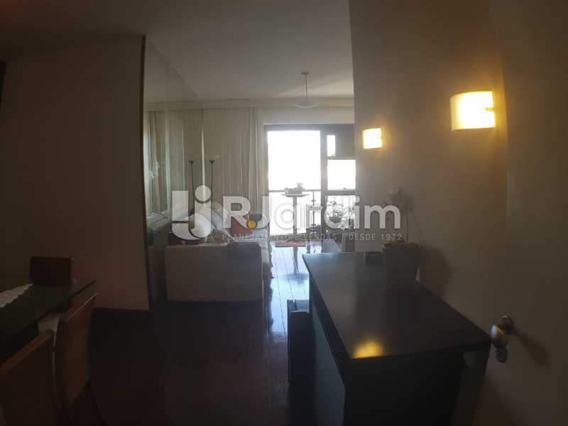 Conheça Sala do imóvel - Apartamento à venda Avenida Lineu de Paula Machado,Jardim Botânico, Zona Sul,Rio de Janeiro - R$ 2.380.000 - LAAP32193 - 4 Sala - Apartamento à venda Avenida Lineu de Paula Machado,Jardim Botânico, Zona Sul,Rio de Janeiro - R$ 2.380.000 - LAAP32193 - 4