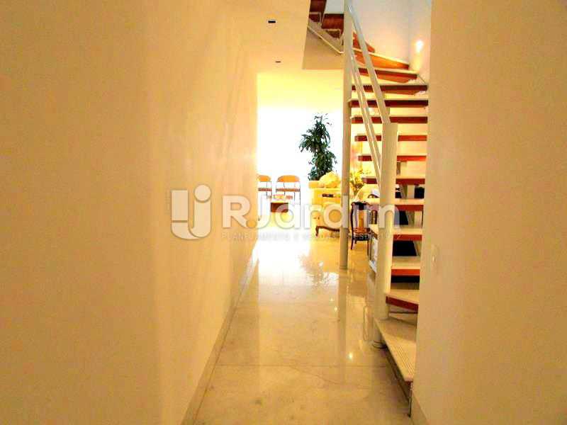 Conheça HALL DE ENTRADA do imóvel - Cobertura Rua Prudente de Morais,Ipanema, Zona Sul,Rio de Janeiro, RJ À Venda, 2 Quartos, 169m² - LACO20110 - 8 HALL DE ENTRADA - Cobertura Rua Prudente de Morais,Ipanema, Zona Sul,Rio de Janeiro, RJ À Venda, 2 Quartos, 169m² - LACO20110 - 8