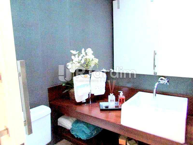 Conheça LAVABO do imóvel - Cobertura Rua Prudente de Morais,Ipanema, Zona Sul,Rio de Janeiro, RJ À Venda, 2 Quartos, 169m² - LACO20110 - 19 LAVABO - Cobertura Rua Prudente de Morais,Ipanema, Zona Sul,Rio de Janeiro, RJ À Venda, 2 Quartos, 169m² - LACO20110 - 19