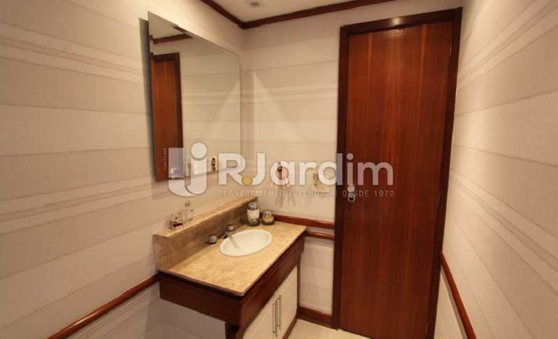 Conheça banheiro do imóvel - Apartamento À Venda - Lagoa - Rio de Janeiro - RJ - LAAP10392 - 15 banheiro - Apartamento À Venda - Lagoa - Rio de Janeiro - RJ - LAAP10392 - 15