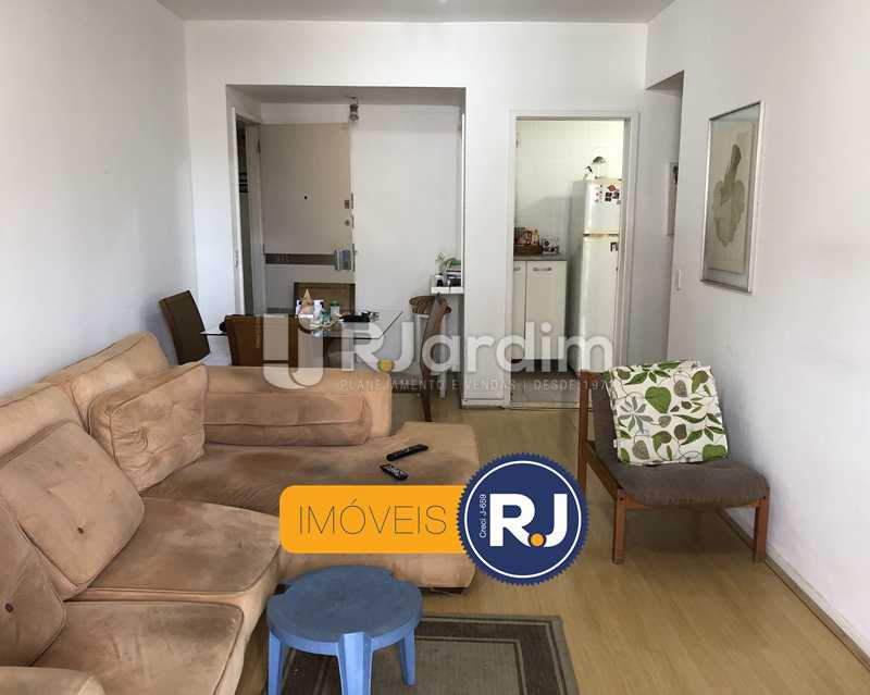 Conheça Sala do imóvel - Flat À Venda - Leblon - Rio de Janeiro - RJ - LAFL10100 - 4 Sala - Flat À Venda - Leblon - Rio de Janeiro - RJ - LAFL10100 - 4