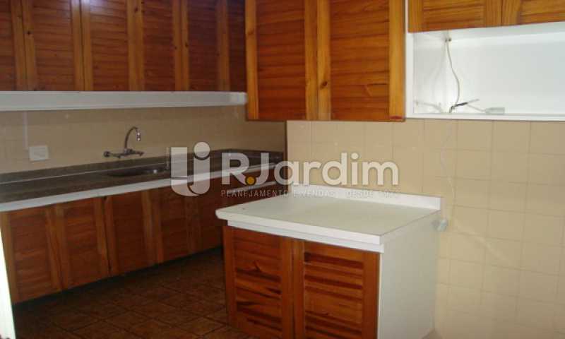 Conheça Cozinha do imóvel - Apartamento Para Alugar - Laranjeiras - Rio de Janeiro - RJ - LAAP32207 - 13 Cozinha - Apartamento Para Alugar - Laranjeiras - Rio de Janeiro - RJ - LAAP32207 - 13