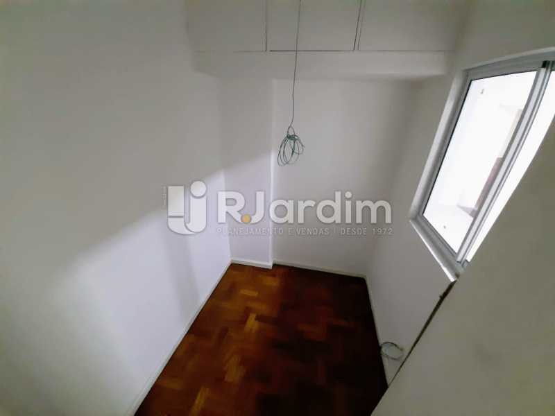 Conheça DEPENDÊNCIA DE EMPREGADA do imóvel - Apartamento À Venda - Humaitá - Rio de Janeiro - RJ - LAAP32208 - 23 DEPENDÊNCIA DE EMPREGADA - Apartamento À Venda - Humaitá - Rio de Janeiro - RJ - LAAP32208 - 23