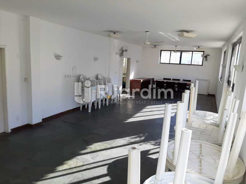 Conheça SALÃO DE FESTA do imóvel - Apartamento À Venda - Humaitá - Rio de Janeiro - RJ - LAAP32208 - 26 SALÃO DE FESTA - Apartamento À Venda - Humaitá - Rio de Janeiro - RJ - LAAP32208 - 26