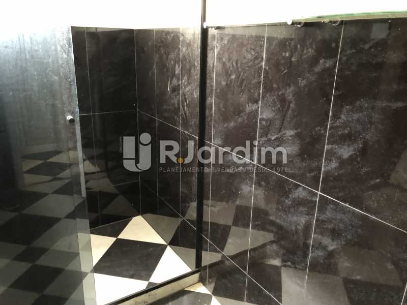 Conheça Banheiro social do imóvel - Apartamento À Venda - Botafogo - Rio de Janeiro - RJ - LAAP40808 - 27 Banheiro social - Apartamento À Venda - Botafogo - Rio de Janeiro - RJ - LAAP40808 - 27