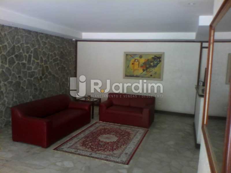 Conheça 20 Recepção do Prédio do imóvel - Apartamento 3 quartos à venda Laranjeiras, Zona Sul,Rio de Janeiro - R$ 1.200.000 - BGAP30007 - 21 20 Recepção do Prédio - Apartamento 3 quartos à venda Laranjeiras, Zona Sul,Rio de Janeiro - R$ 1.200.000 - BGAP30007 - 21