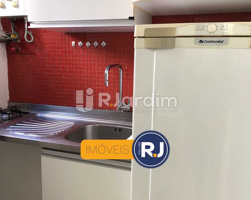 Conheça Cozinha do imóvel - Kitnet/Conjugado À Venda - Leblon - Rio de Janeiro - RJ - LAKI10045 - 13 Cozinha - Kitnet/Conjugado À Venda - Leblon - Rio de Janeiro - RJ - LAKI10045 - 13